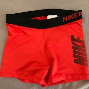 Like new Nike Pro shorts M
